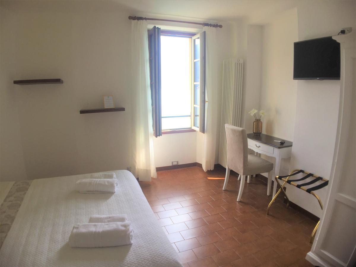 Hotel Fioroni Carate Urio ภายนอก รูปภาพ